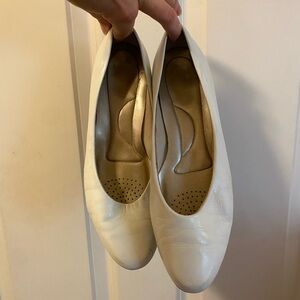 Women’s Military white low heel